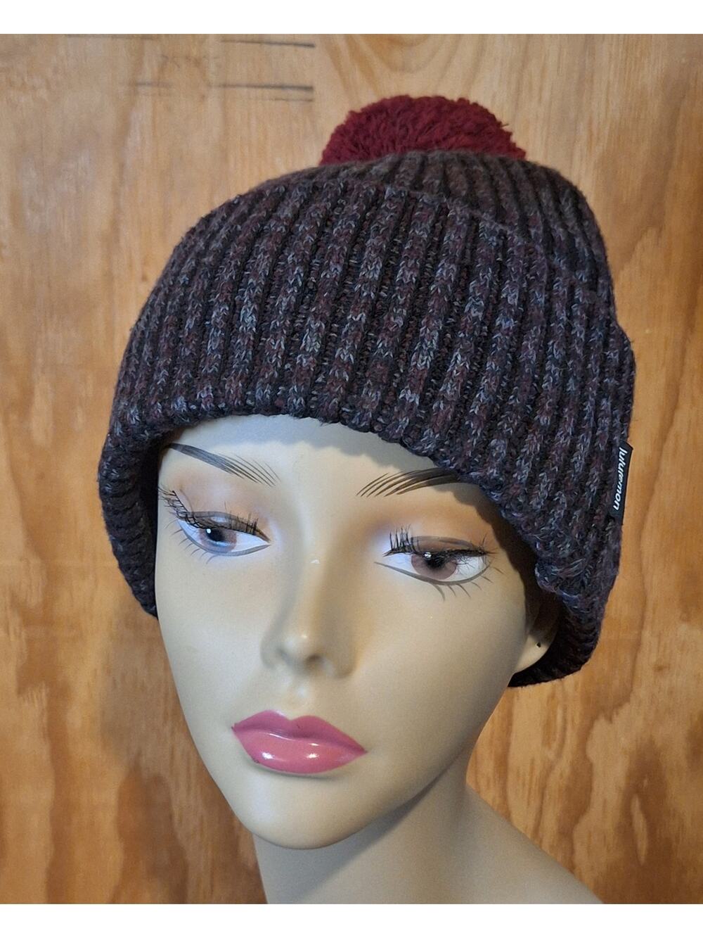 Lululemon Athletica Beanie Women's OS Fleece Lined Black Maroon Outdoor Gorpcore